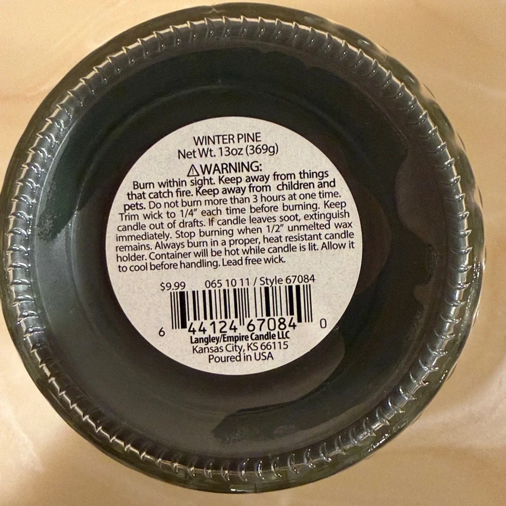 Holiday Memories Winter Pine Scented Candle 13 oz Soy Blend NWT